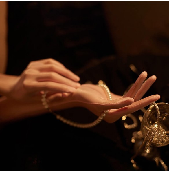 FEE ET MOI - Ultra-Thin Smooth Lace Trim Shiny Gloves (Skin Color)